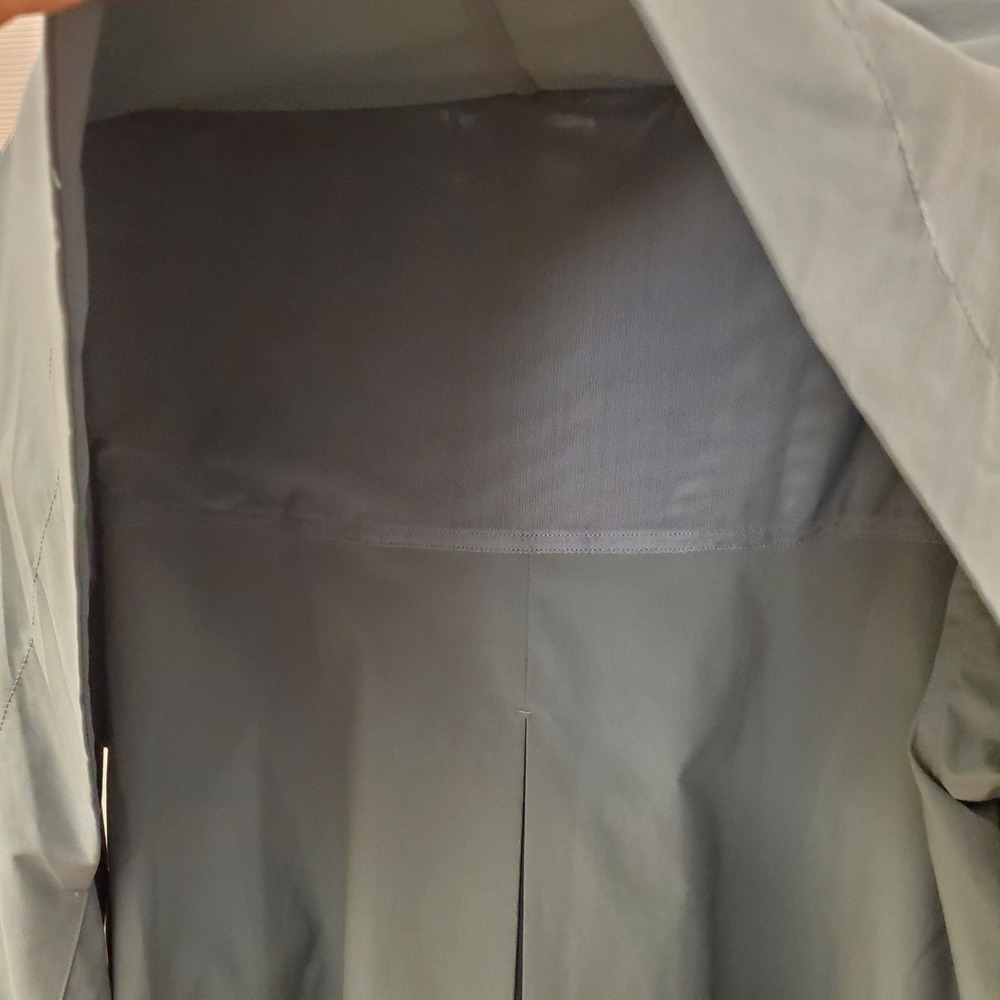 NWT! Athleta Med Advantage Poplin Top Teal Breathable light Jacket Travel Hi-Low - Picture 7 of 14